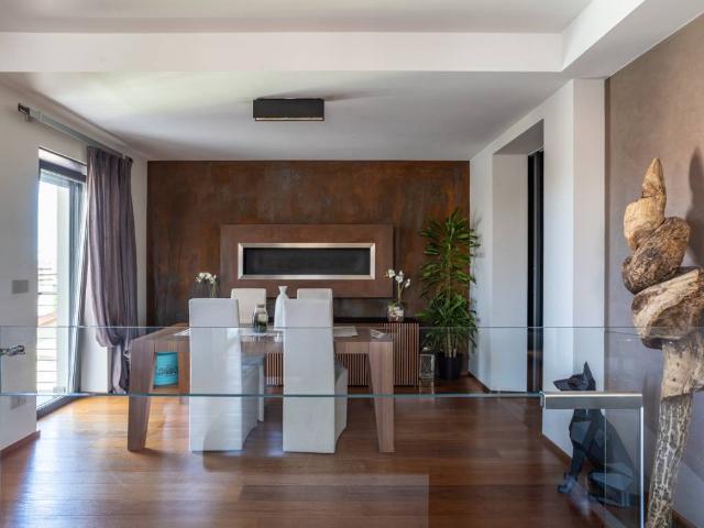 Attico in vendita a Borgo San Dalmazzo, Cuneo