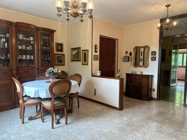 Attico in vendita a Botticino Sera, Botticino