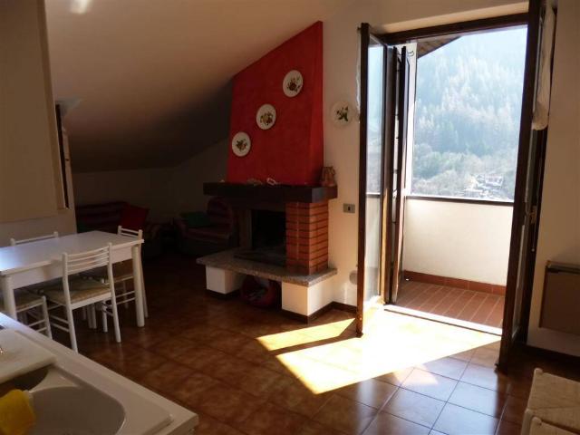 Attico in vendita a Comunità Montana della Valle Brembana, Branzi