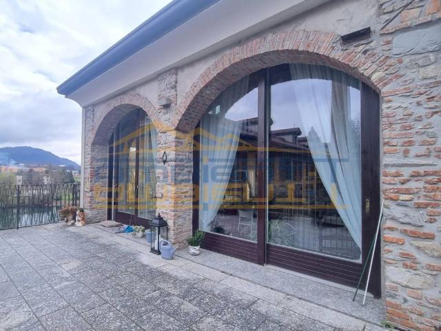 Attico in vendita a Vaccarezza Vecchia, Brivio