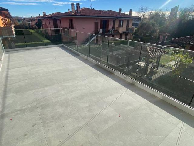 Attico in vendita a Calusco D'adda, Lombardia