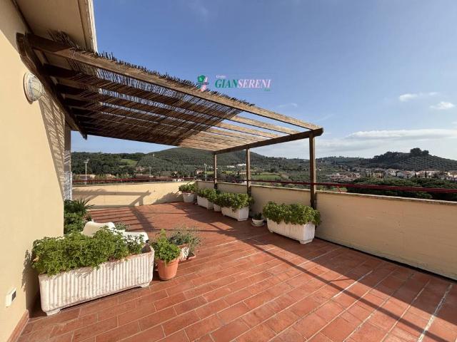 Attico in vendita a Venturina Terme, Campiglia Marittima