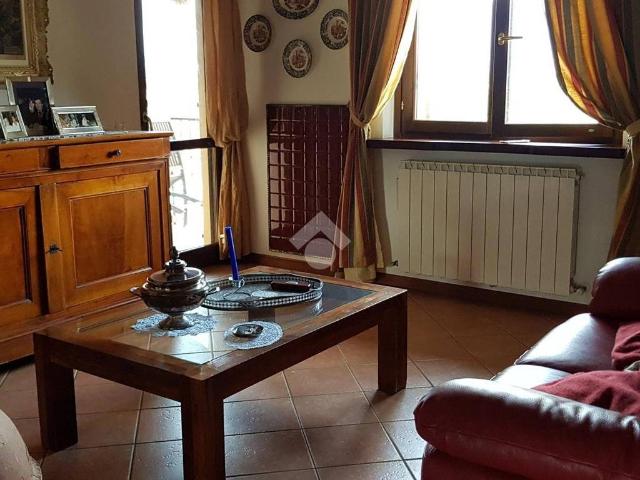 Attico in vendita a Cannara, Umbria