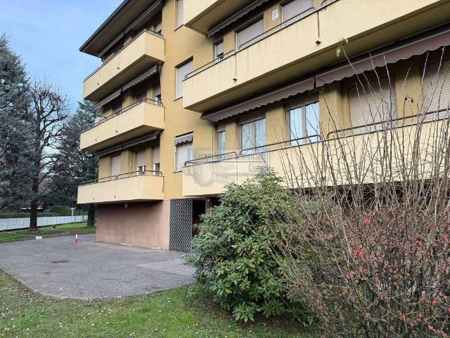 Attico in vendita a Cantù, Lombardia