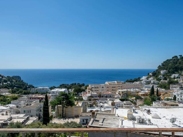 Attico in vendita a Capri, Campania