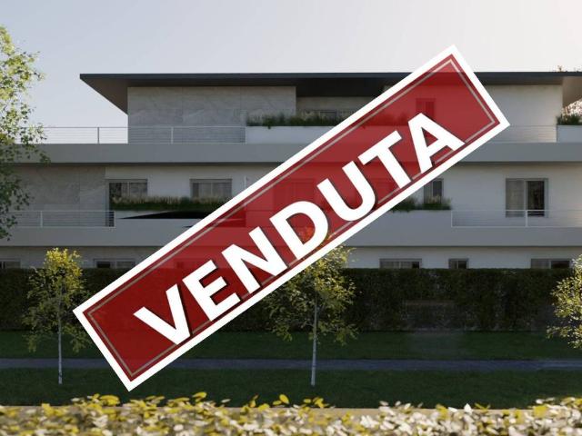 Attico in vendita a Carate Brianza, Lombardia