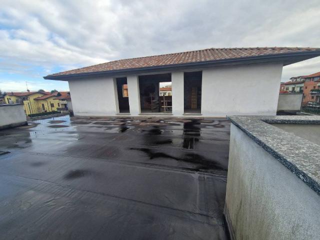 Attico in vendita a Cuoricino, Cardano Al Campo
