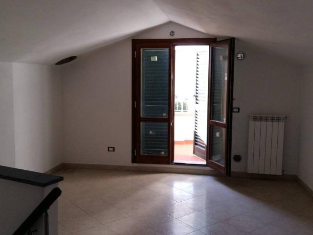 Attico in vendita a Carmignano, Seano