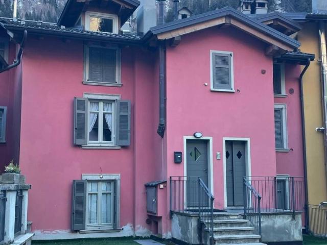 Attico in vendita a Comunità Montana della Valle Brembana, Carona