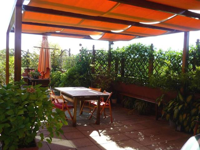Attico in vendita a Cassina Pertusella, Caronno Pertusella