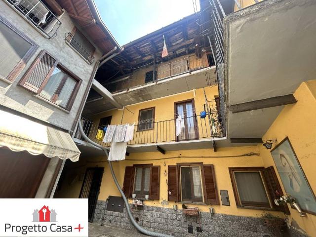 Attico in vendita a Travaino, Caronno Varesino