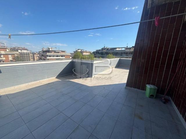 Attico in vendita a Marina di Carrara, Carrara