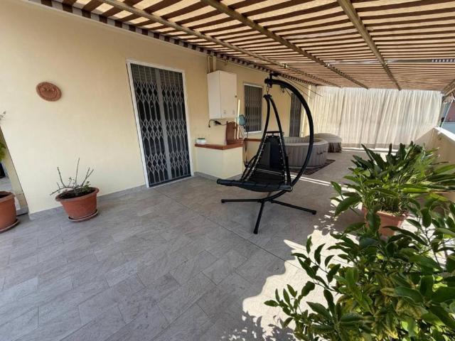 Attico in vendita a Carrara, Toscana