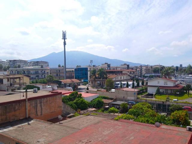 Attico in vendita a Casalnuovo Di Napoli, Campania