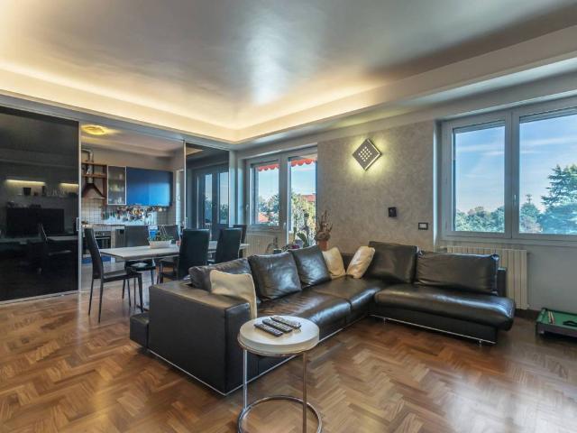 Attico in vendita a Villa Fiorita, Cassina De' Pecchi