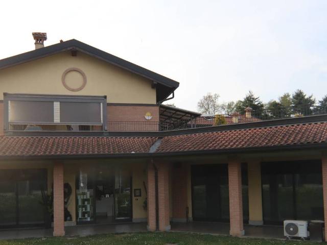 Attico in vendita a Cassina Rizzardi, Lombardia