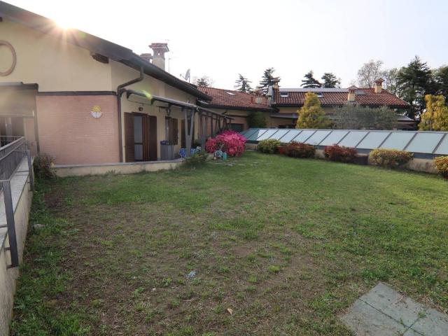 Attico in vendita a Cassina Rizzardi, Lombardia