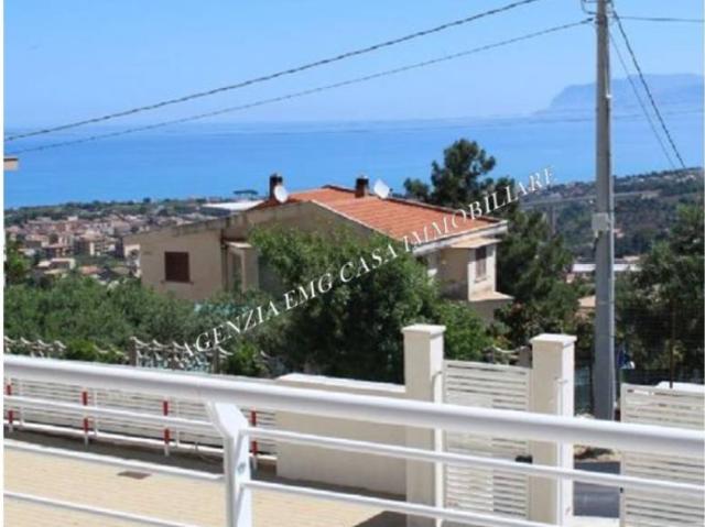 Attico in vendita a Castellammare Del Golfo, Sicilia