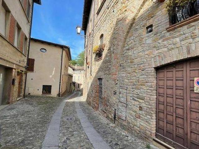 Attico in vendita a Castell'arquato, Reggio Emilia