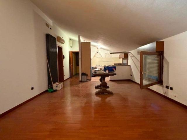 Attico in vendita a Castelnovo di Sotto