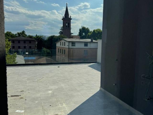 Attico in vendita a Unione di comuni Terre di Castelli, Castelnuovo Rangone