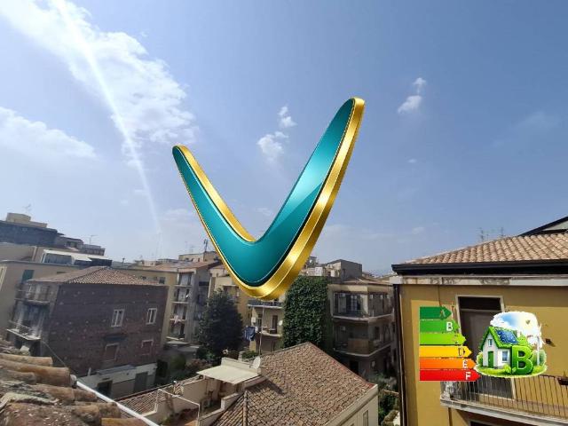 Attico in vendita a Antico Corso, Catania