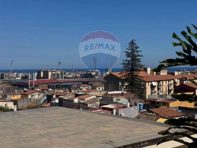 Attico in vendita a San Giovanni Galermo-Trappeto-Cibali, Catania