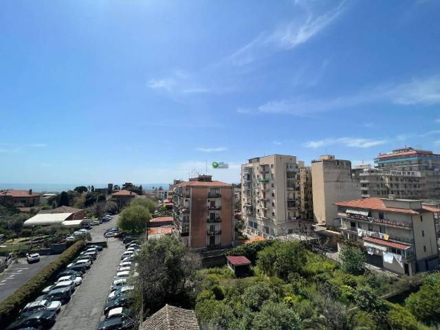 Attico in vendita a Picanello-Ognina-Barriera-Canalicchio, Catania