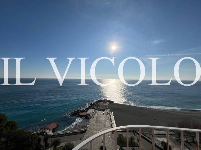 Attico in vendita a Piani di Celle, Celle Ligure
