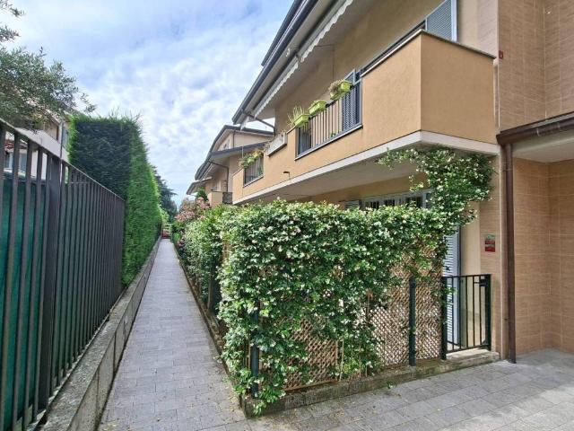 Attico in vendita a Cernusco Sul Naviglio, Lombardia