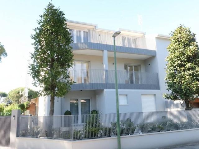 Attico in vendita a Pinarella di Cervia, Cervia
