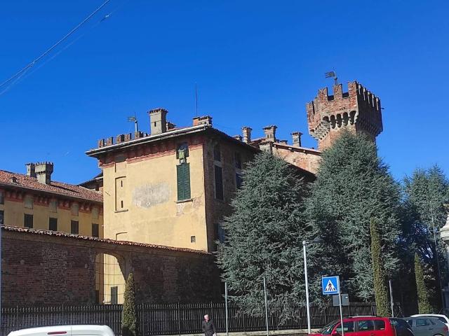 Attico in vendita a Cislago, Lombardia