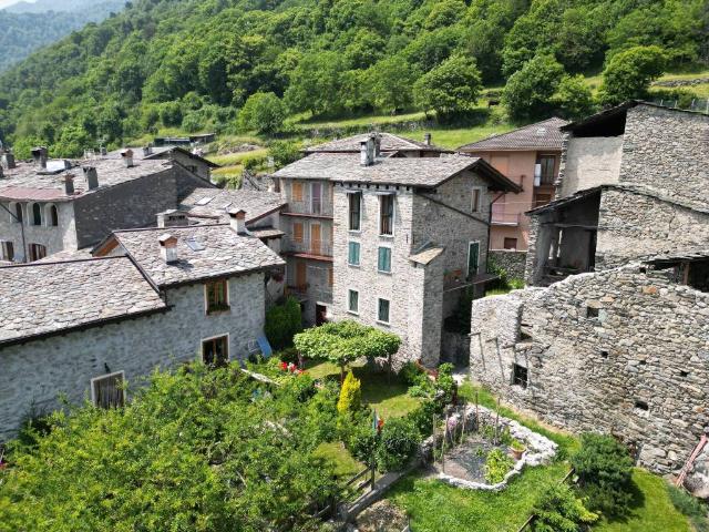 Attico in vendita a Civo, Lombardia