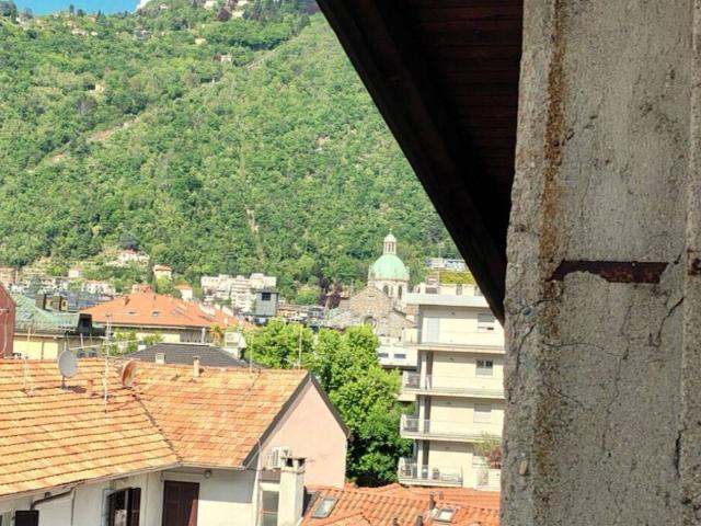 Attico in vendita a Sant'Agostino, Como