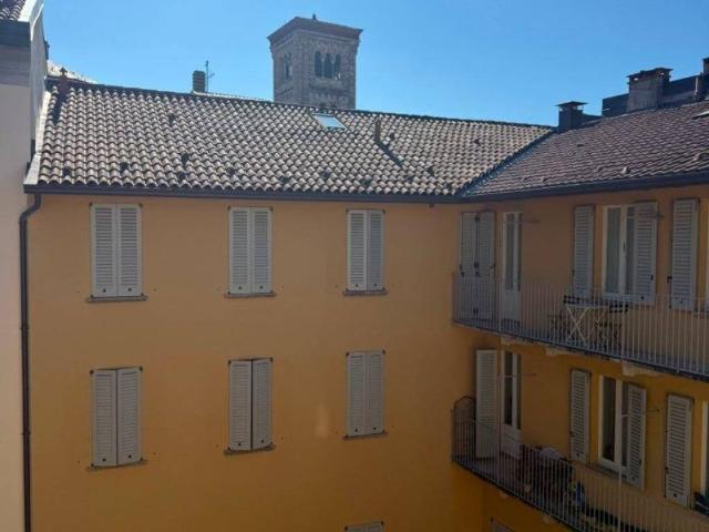 Attico in vendita a Sant'Agostino, Como