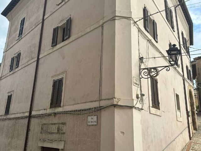 Attico in vendita a Contigliano, Lazio