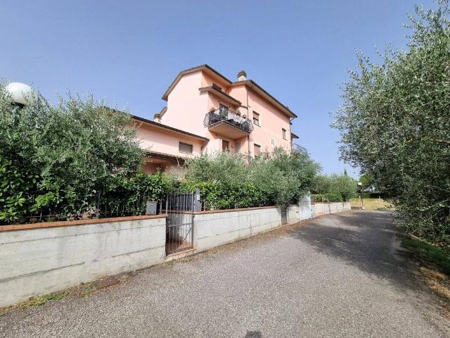 Attico in vendita a Montecchio, Cortona
