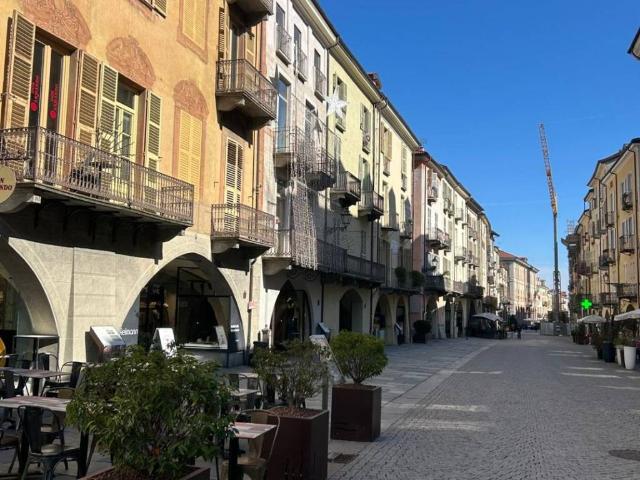Attico in vendita a Centro Storico, Piemonte