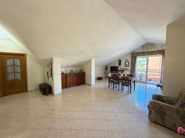 Attico in vendita a Sant'Andrea dei Lagni, Santa Maria Capua