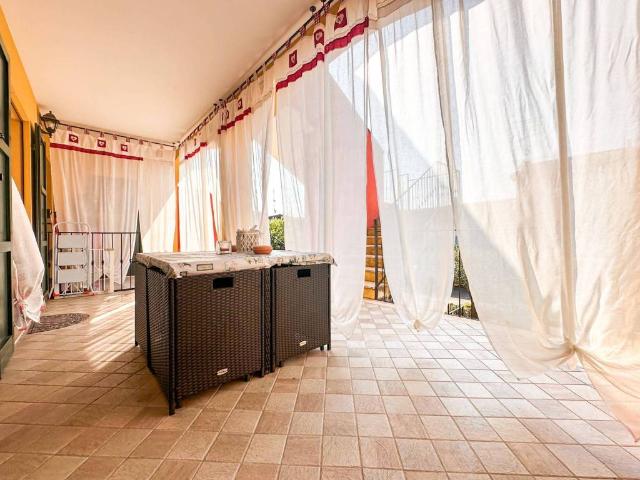 Attico in vendita a Vaccarolo, Desenzano Del Garda