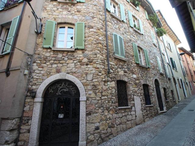 Attico in vendita a Desenzano Del Garda, Brescia