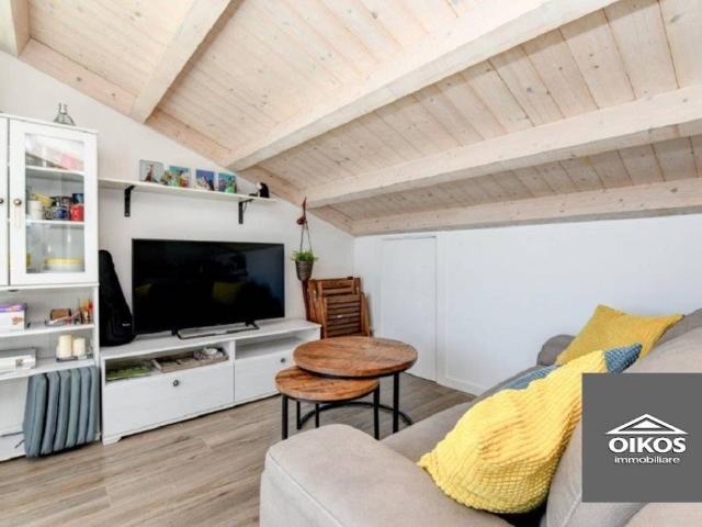 Attico in vendita a Desenzano Del Garda, Brescia