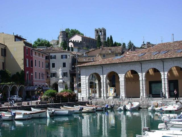 Attico in vendita a Desenzano Del Garda, Lombardia