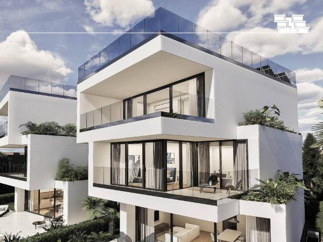 Attico in vendita a Desenzano Del Garda, Brescia