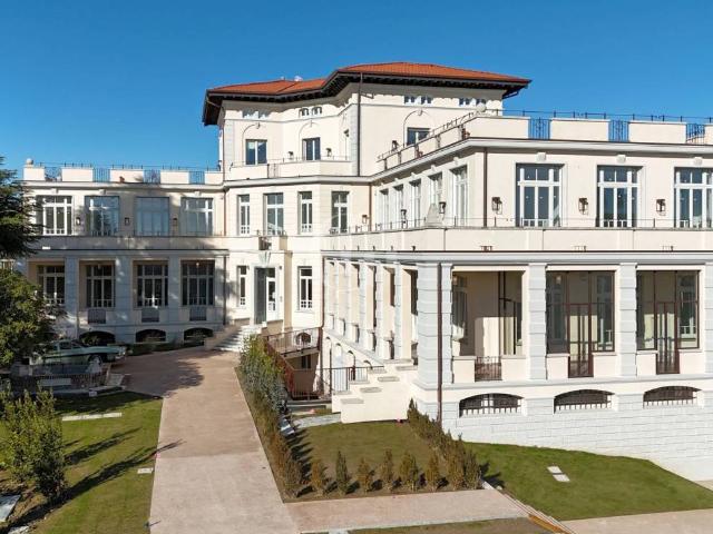 Attico in vendita a Vicina, Desenzano Del Garda