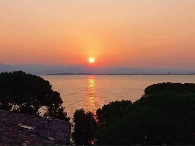 Attico in vendita a Desenzano Del Garda, Brescia