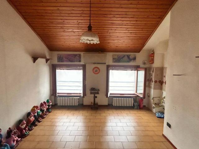 Attico in vendita a Fidenza, Reggio Emilia