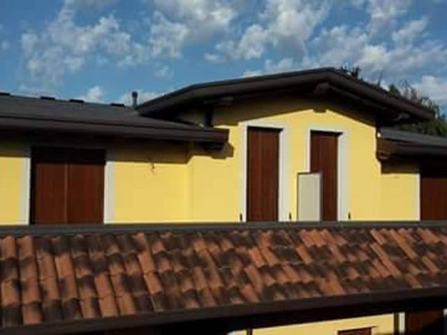 Attico in vendita a Fino Mornasco, Como