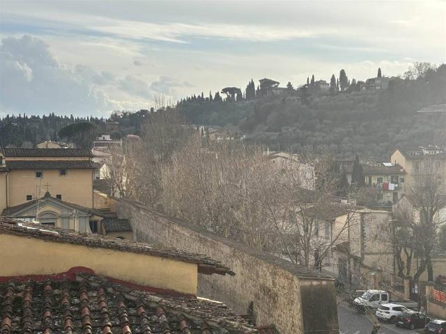 Attico in vendita a San Frediano, Firenze