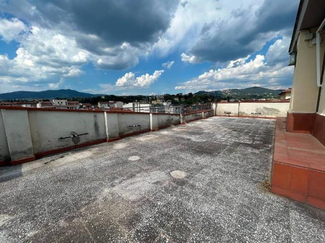 Attico in vendita a Quartiere 5, Firenze